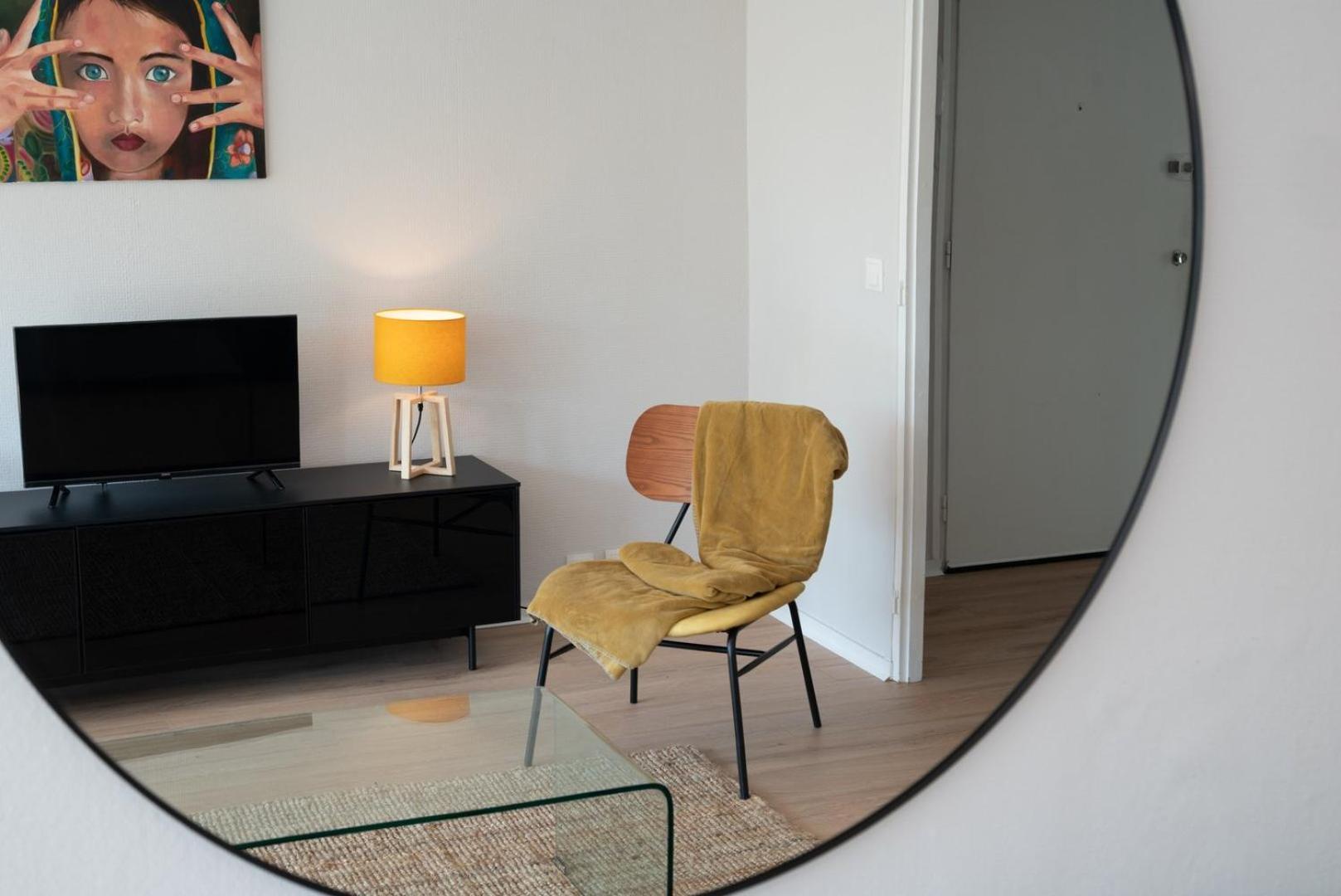 Spacious 3 Bedroom Apartment & Private Parking! Lambersart Exteriör bild