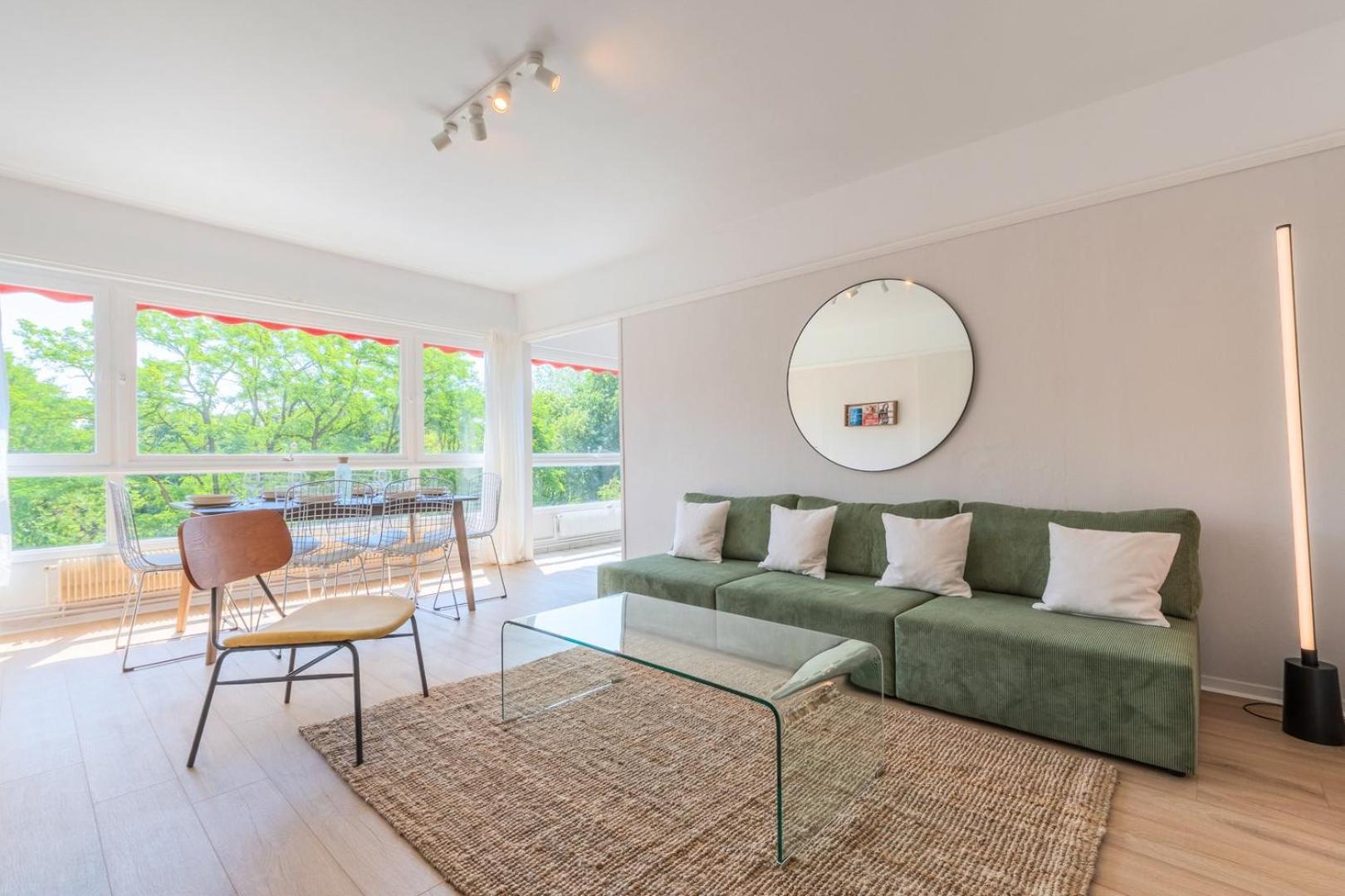 Spacious 3 Bedroom Apartment & Private Parking! Lambersart Exteriör bild